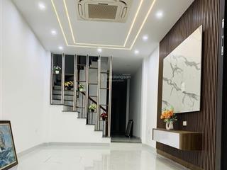 Bán nhà mới 5 tầng phố văn cao quận ba đình