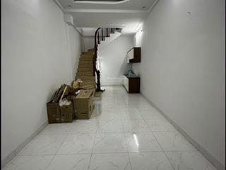 Bán nhà xuân thuỷ trần quốc vượng,5 tầng mới đẹp, ngõ rộng thoáng sáng.diện tích 32m2.giá 6,99 tỷ