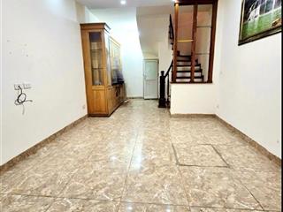 Bán nhà cầu giấy, nhà 5 tầng, mới đẹp.diện tích 30m2 .giá 7,9 tỷ