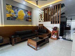 Nhà 3 tầng, hẻm xe hơi, ngay vạn phúc city hiệp bình phước.