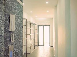 Mặt tiền đường lạc long quân 4x22, 7 tầng  chỉ 13.9 tỷ.