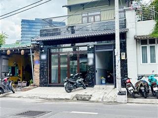 Bán nhà mặt phố lê văn lương, 16,8 tỷ, 124m2, 6pn, 6wc, q7, hcm hàng hot