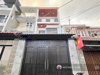 Nhà hxh nhánh 95 lê văn lương q7
giá bán 10 . 8 tỷ thương lượng