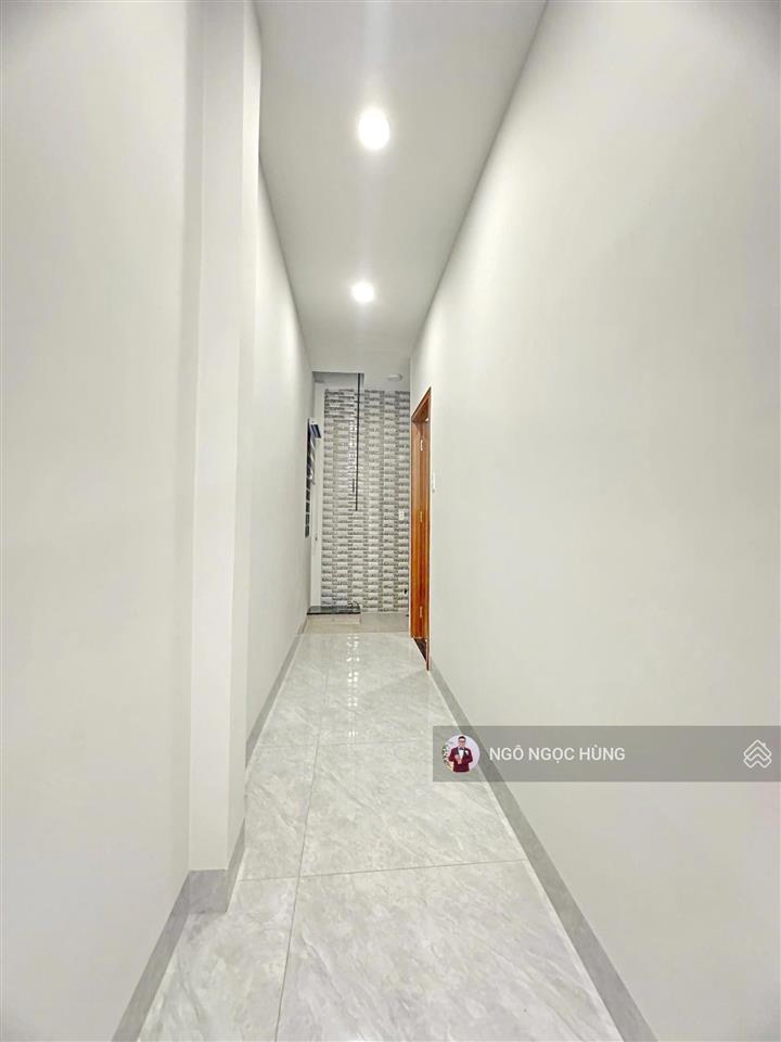 Nhà mặt tiền đs chợ tân quy quận 7 giá bán 6.9 tỷ còn thương lượng dt 3.8x19m