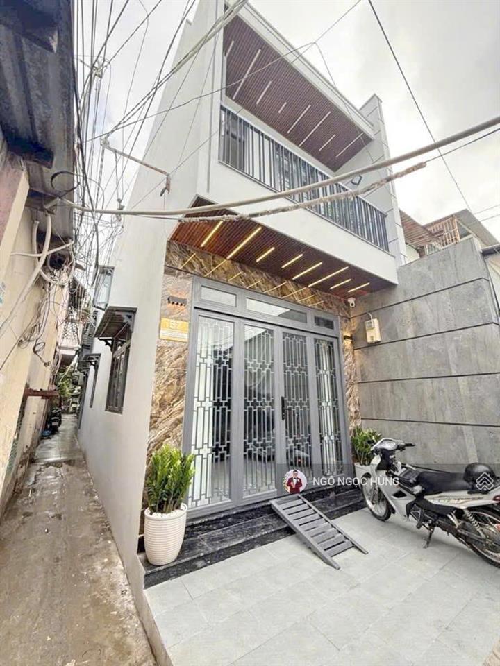 Nhà mặt tiền đs chợ tân quy quận 7 giá bán 6.9 tỷ còn thương lượng dt 3.8x19m