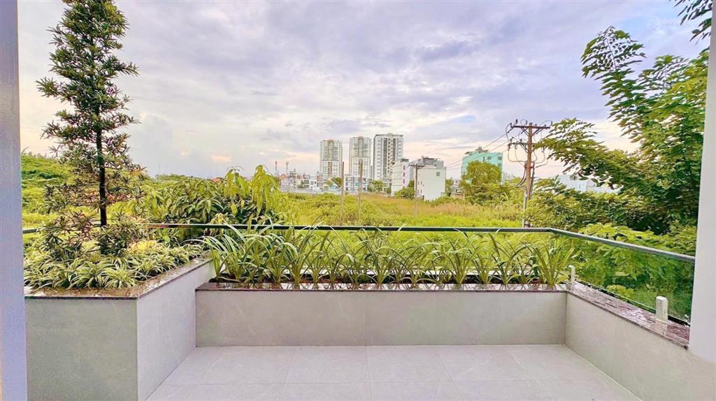 Nhà phố mặt tiền kdc phạm hữu lầu q7 khu dân cư đồng bộ an ninh liền kề phú mỹ hưng