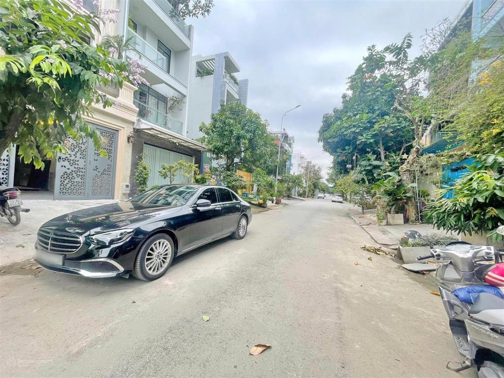 Hàng vip nhà phố kdc phú mỹ, quận 7, giá bán 18.9 tỷ (còn thương lượng trao đổi thiện chí)