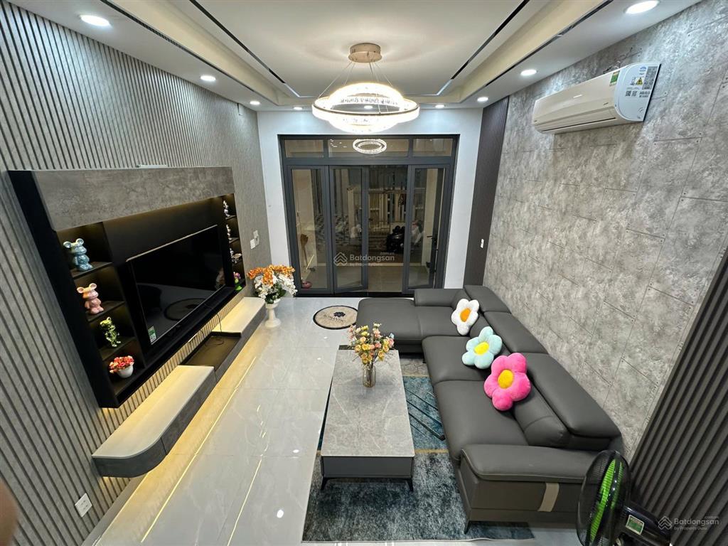 Bán nr 4pn, 5wc, 58m2, 7,990tỷ tại chuyên dùng 9, p phú mỹ, q7, hcm