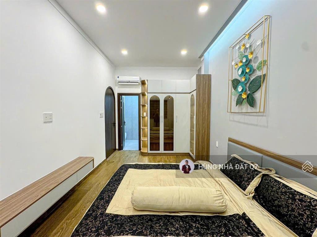 Bán nr siêu đẹp tại trần xuân soạn, 8,4 tỷ, 4pn, 4wc