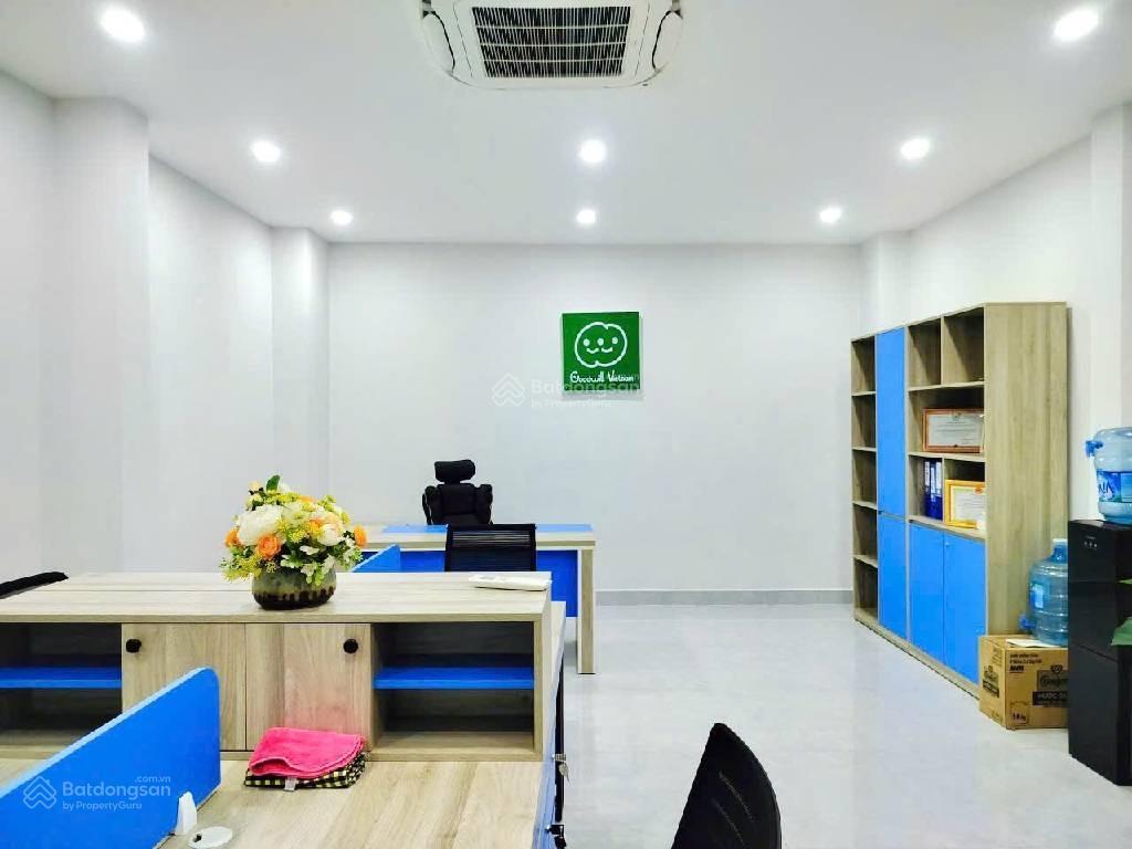 Bán gấp toà nhà văn phòng mặt tiền nguyễn văn nghi p4 gò vấp  200m2  sàn 1040m2 giá 60 tỷ