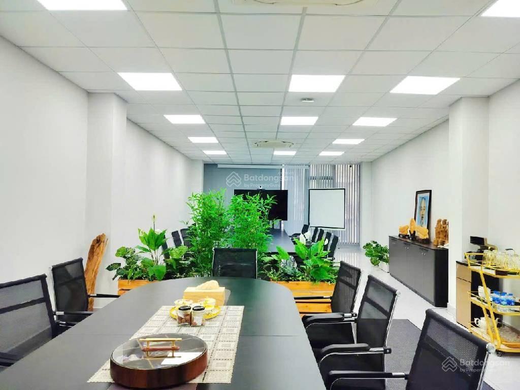 Bán gấp toà nhà văn phòng mặt tiền nguyễn văn nghi p4 gò vấp  200m2  sàn 1040m2 giá 60 tỷ