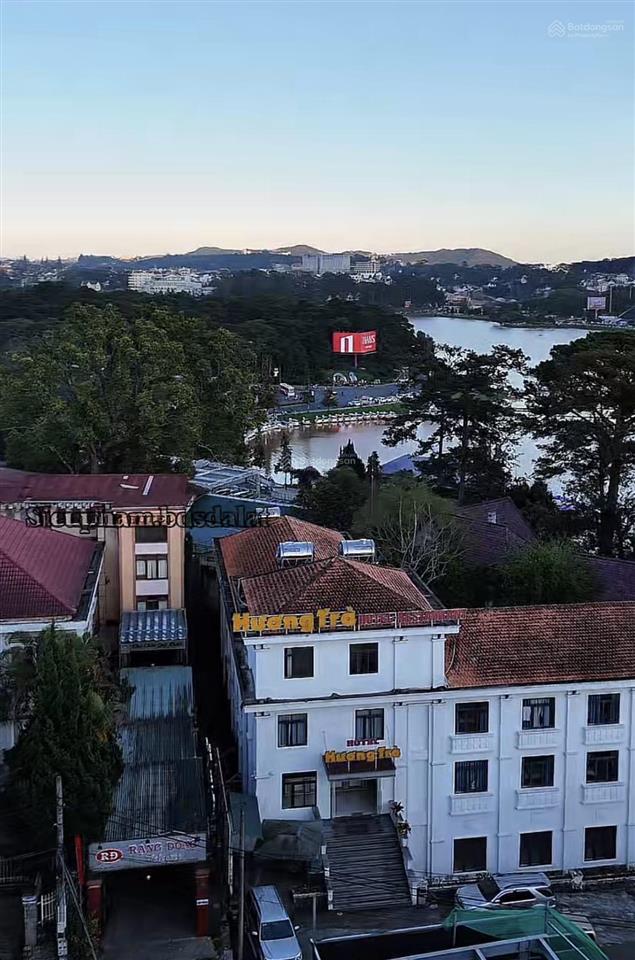 Bán đất tặng khách sạn thích hợp xây biệt thự kinh doanh nhiều ngành nghề