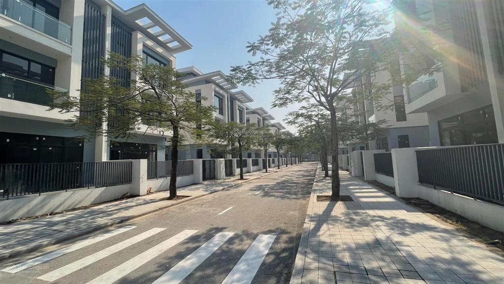 Cần bán gấp biệt thự an quý villa, dương nội, căn 198m2, sát vườn hoa  công viên