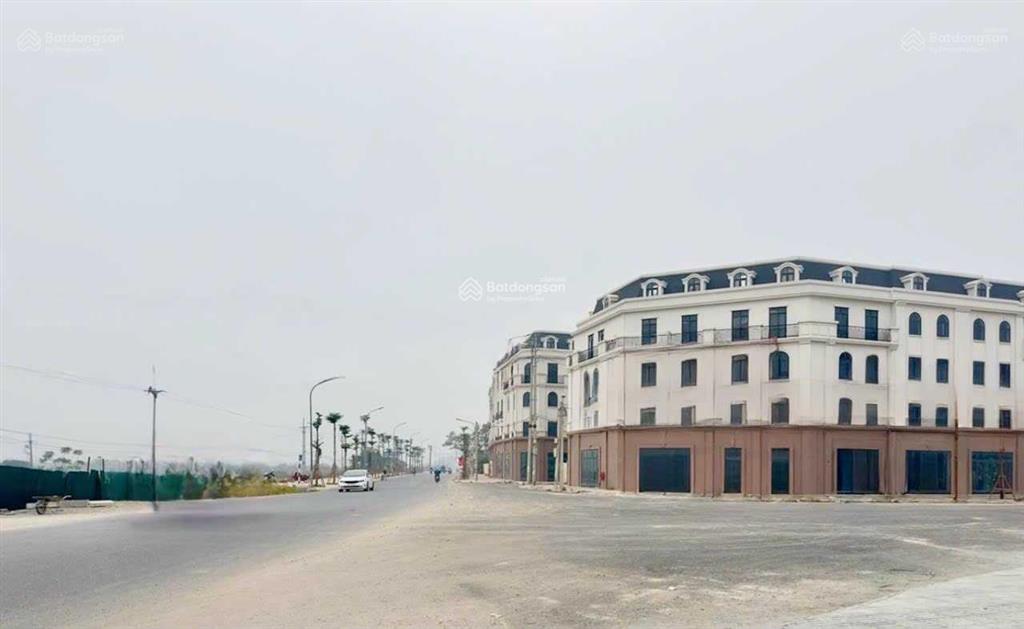 Cần bán shophouse sơn đồng, hoài đức  hướng đông nam