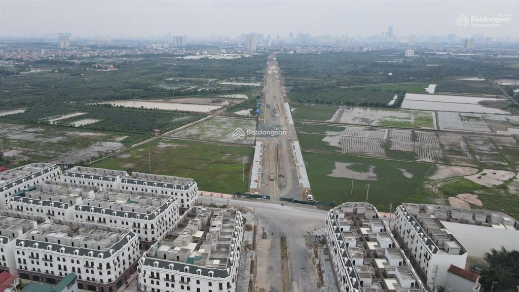 Cần bán shophouse sơn đồng, hoài đức  hướng đông nam