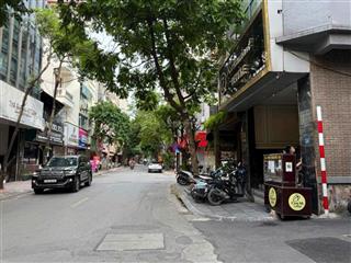 Bán nhà gần đh thương mại  phân lô hai thoáng  kinh doanh sầm uất ô tô tránh  vỉa hè
