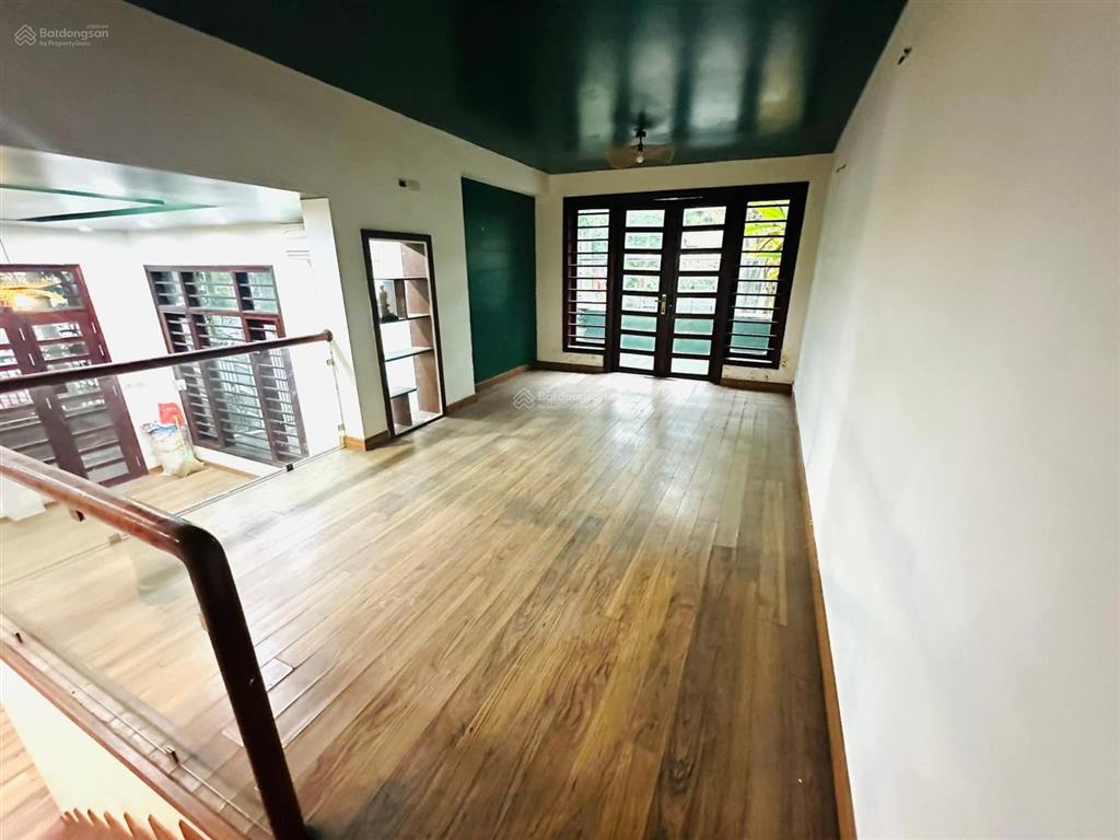 Biệt thự đẳng cấp, lô góc  kinh doanh  hàng kiếm  view vườn hoa