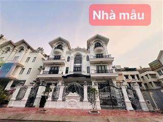 Hàng hiếm giá đầu tư bt đơn lập him lam đón đầu cầu nguyễn khoái  dt  20x20m (công nhận 400m2)
