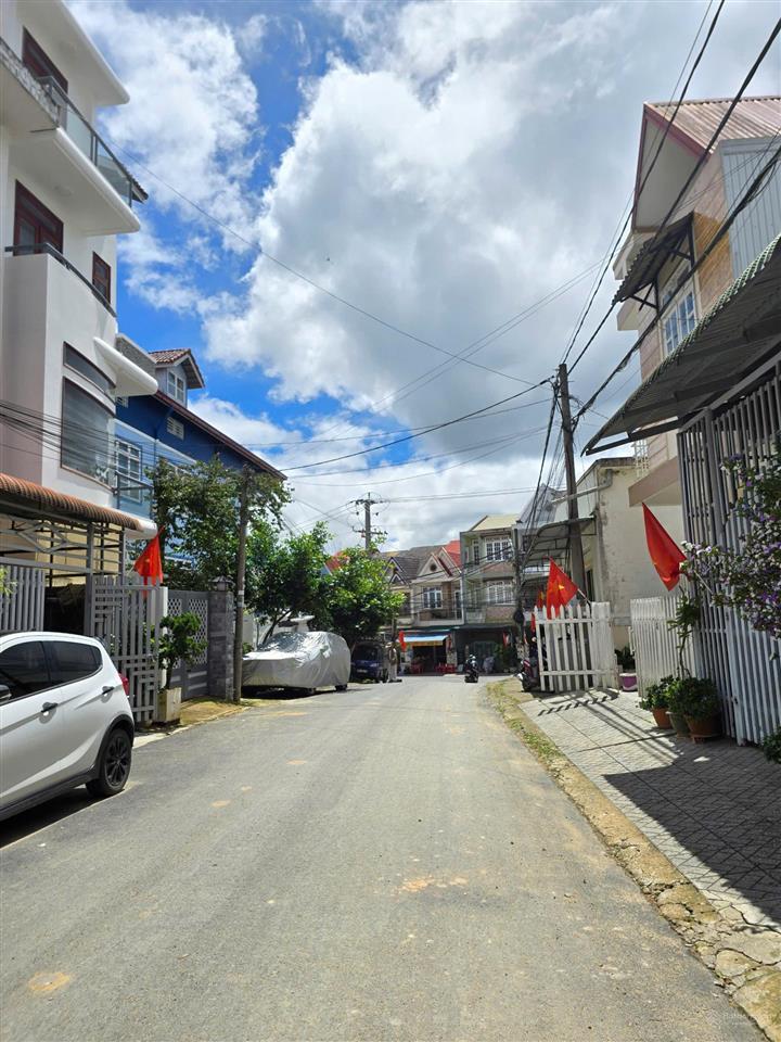 Đất 72m² đường nguyễn trung trực, đà lạt thích hợp xây homestay, nghỉ dưỡng cho thuê