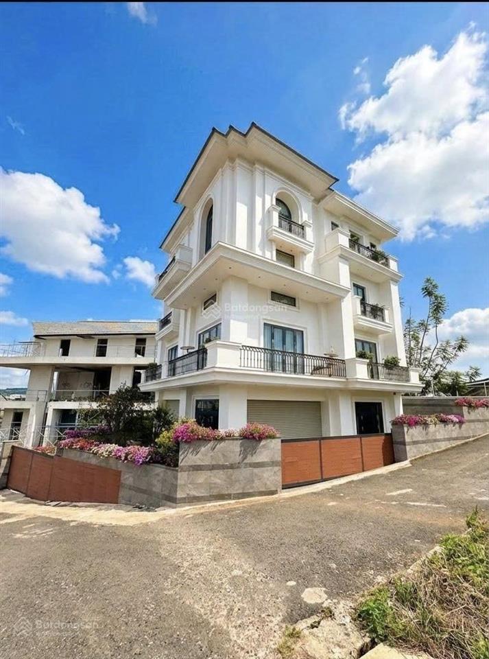 Bán nhà 2 mặt tiền cao thắng đà lạt hầm để được 3 ô tô, nội thất cao cấp