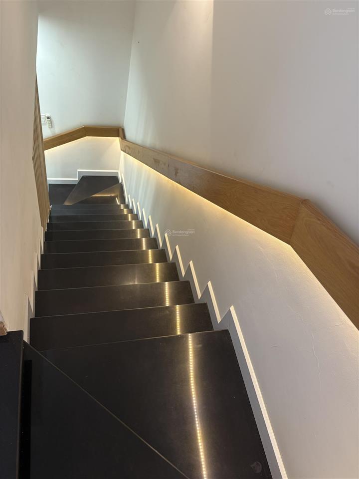 Bán nhà phố khu biệt thự tiamo duy nhất 1 căn siêu đẹp, full nội thất cao cấp 127m2 4,8 tỷ