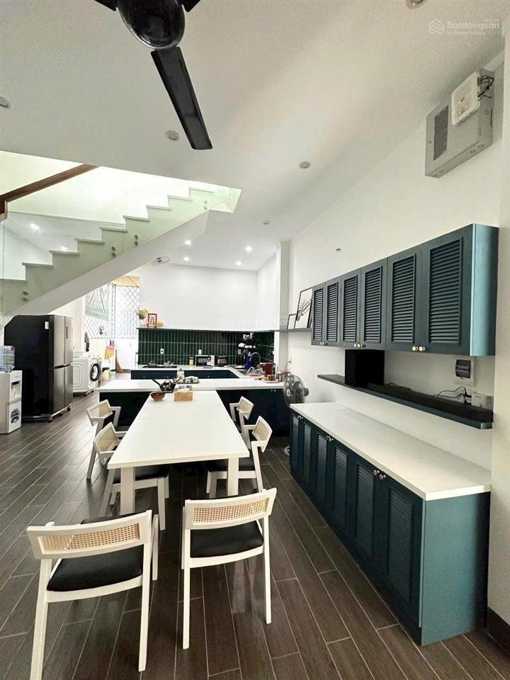 Bán nhà mặt tiền hiệp thành gần vòng xoay hiệp thành