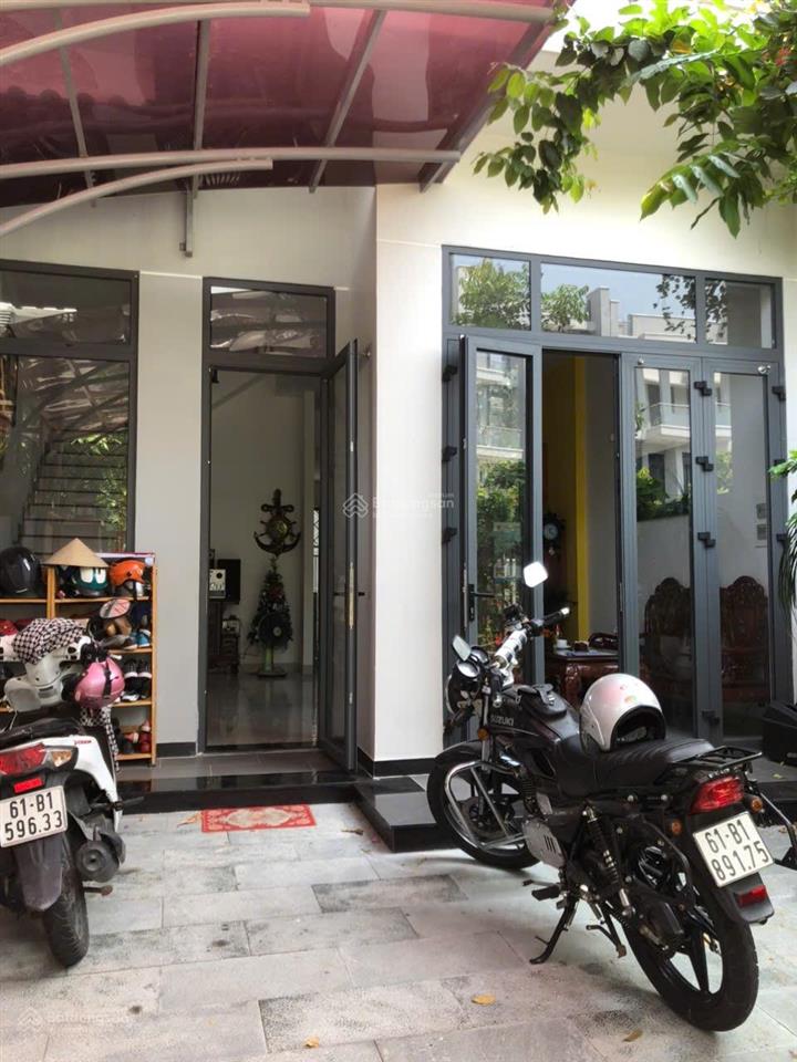 Bán nhà 1 trệt 2 lầu khu đô thị dịch vụ phú mỹ