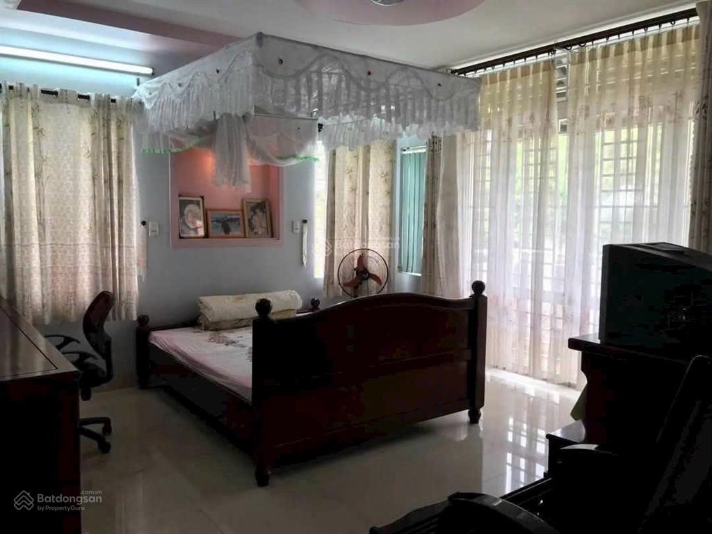 Bán nhà mặt tiền huỳnh văn lũy cần bán gấp