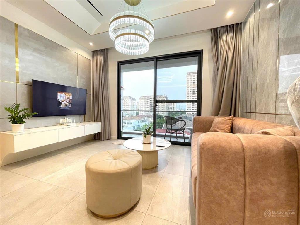 Cần bán gấp căn hộ green view dt 106m2 giá 8,1 tỷ rẻ nhất thị trường 0946 956 *** e phúc xem nhà