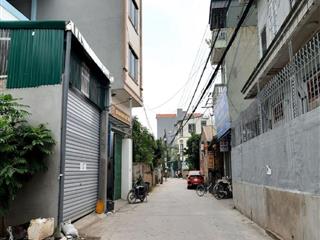 🏡 CHÍNH CHỦ BÁN NHÀ 3 TẦNG TRỤC CHÍNH ĐÔNG DƯ GL HN – MẶT TIỀN 7M – GẦN CẦU THANH TRÌ. Lh 0989894845 🔹 Diện tích: 123m