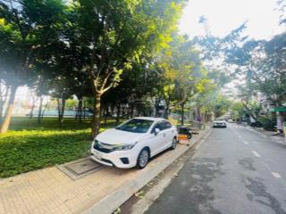 Bán biệt thự rẻ nhất kdc trung sơn dt 8x20m, giá 27.5 tỷ, nhà 1 trệt 3 lầu st,  0903 870 ***