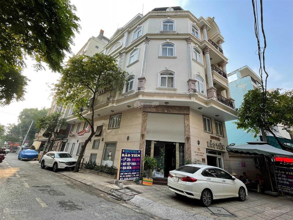 Chính chủ bán tòa nhà chdv trung sơn căn góc 2mt vị trí siêu đẹp, dt 10x20m có 36 p giá 39 tỷ 