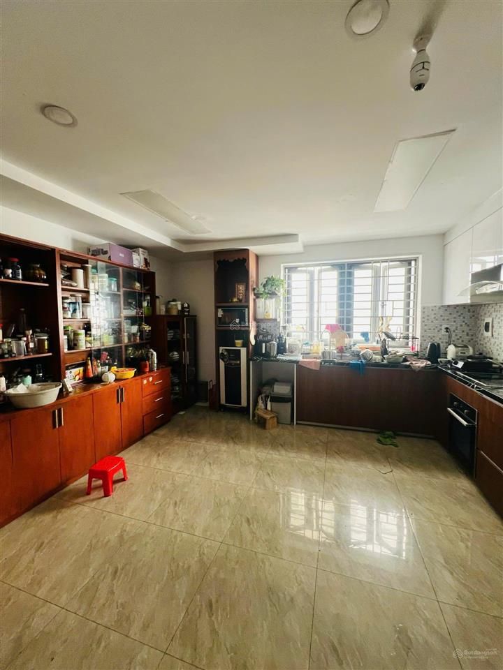 Rẻ nhất trung sơn bán nhà dt 5x20m, giá 16.2 tỷ, 1 trệt 4 lầu st nhà view cv ,  0903 870 ***