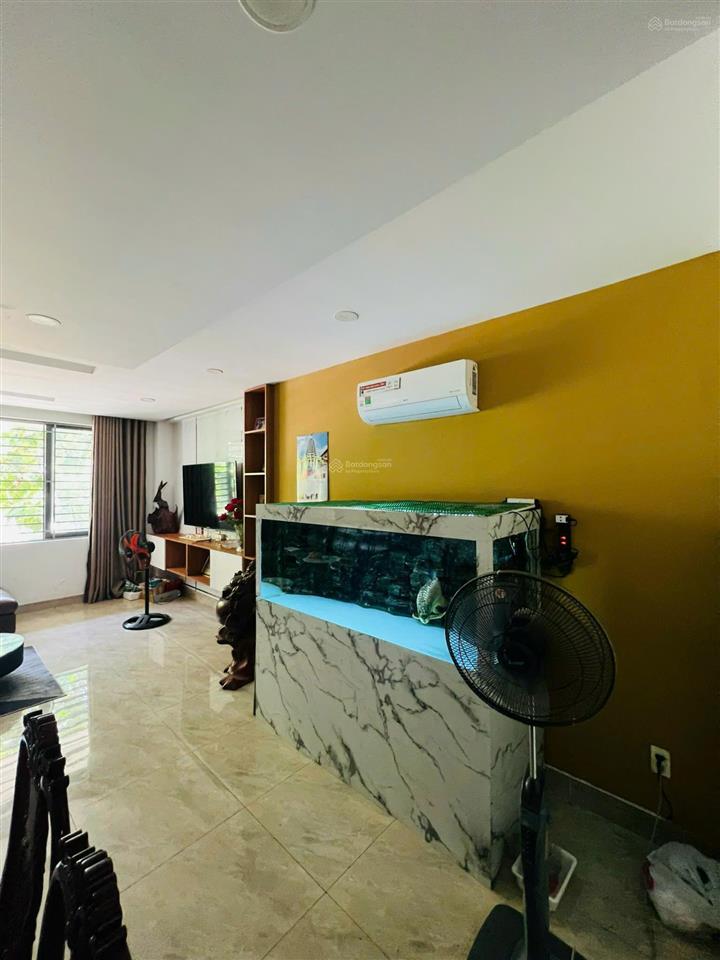 Rẻ nhất trung sơn bán nhà dt 5x20m, giá 16.2 tỷ, 1 trệt 4 lầu st nhà view cv ,  0903 870 ***