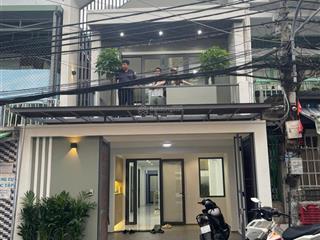 Cần tiền bán nhà mới mt hẻm lớn 14m, đường lê văn lương, p. tân kiểng, q7. dt 5x20m giá 11.x tỷ tl
