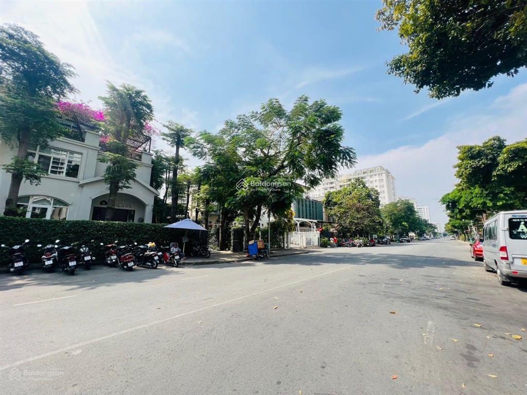 Bt rẻ nhất mỹ văn phú mỹ hưng đường số 16, giá 52tỷ, dt 126m2, 4pn, 3wc,  0903 870 ***