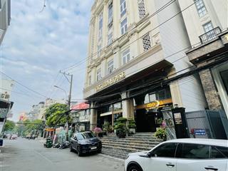 Chính chủ bán tòa chdv 77.p, 1 hầm 7 tầng, thu nhập 400 triệu/tháng mt trung tâm q7  giá 85 tỷ tl