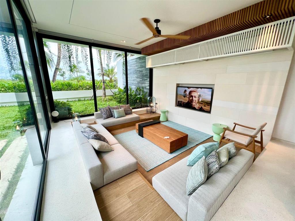 Với 15,5 tỷ, sở hữu biệt thự sailing pq, 280m2, full nội thất 4pn hầm xe riêng, cho thuê 45tr/tháng