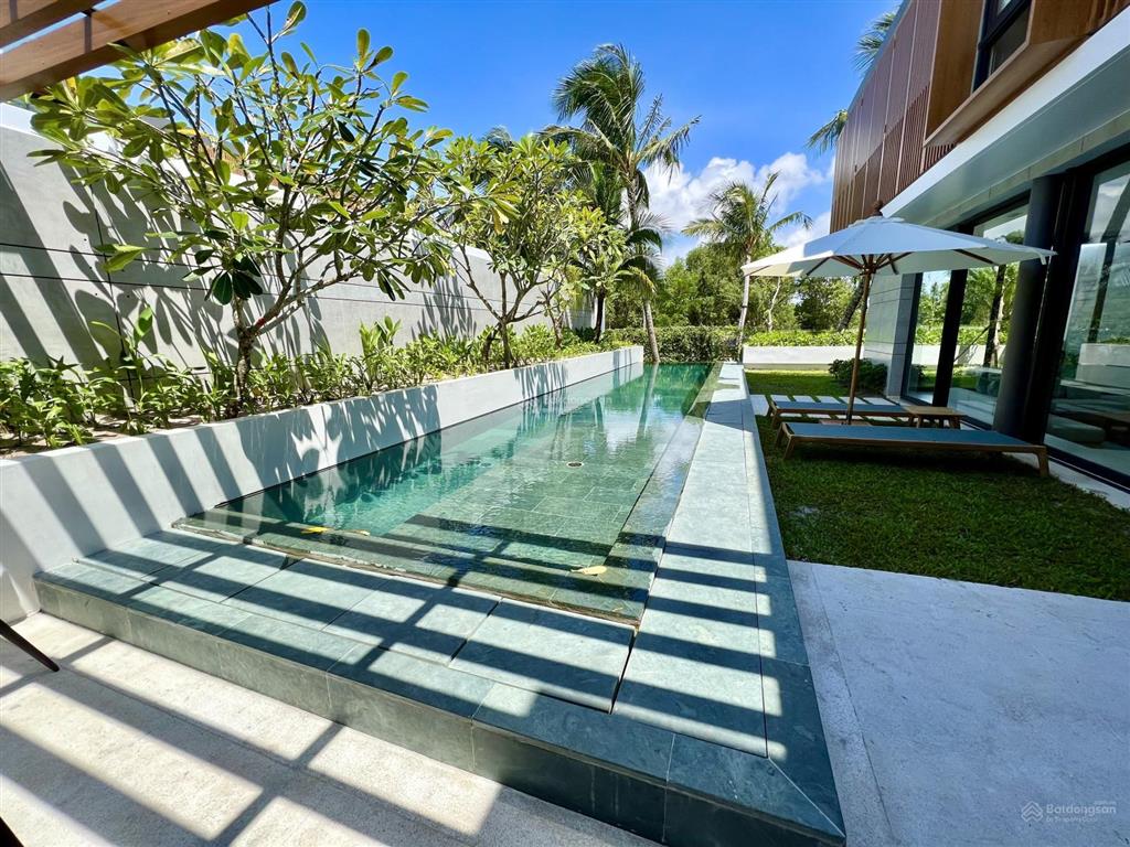 Với 15,5 tỷ, sở hữu biệt thự sailing pq, 280m2, full nội thất 4pn hầm xe riêng, cho thuê 45tr/tháng