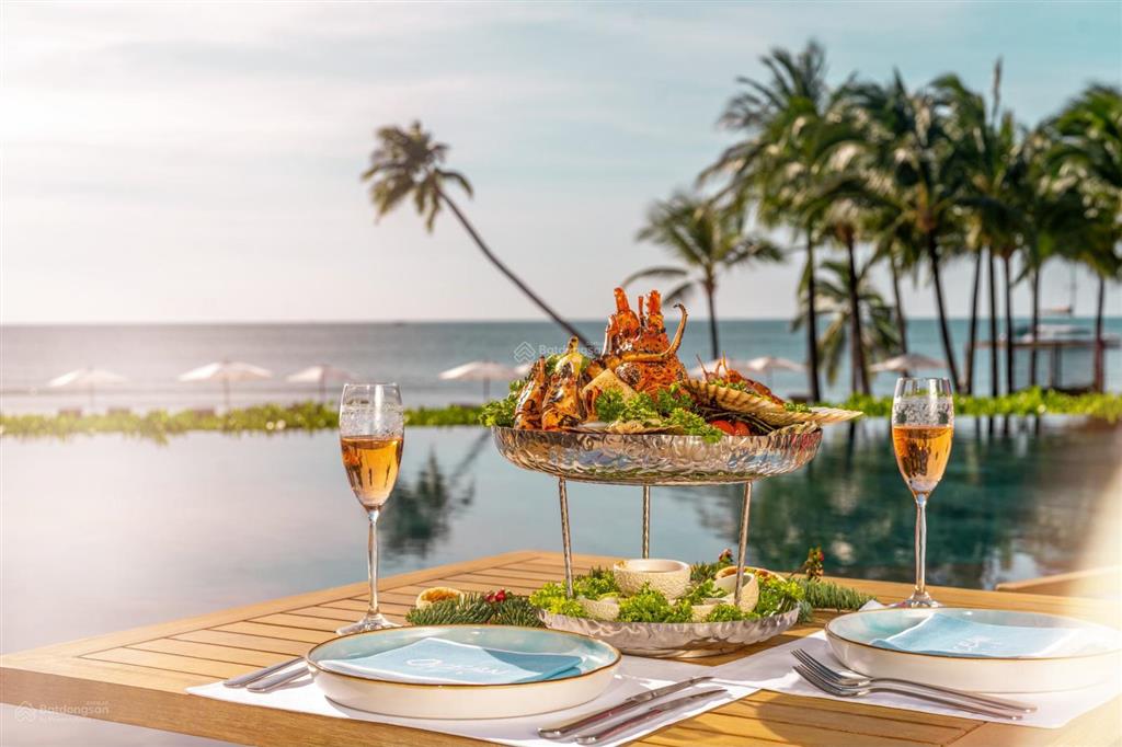 Biệt thự regent 6* pq. cđt bán 67 tỷ. em bán 32.5 tỷ. duy nhất còn cam kết 9%/năm vip nhất phú quốc