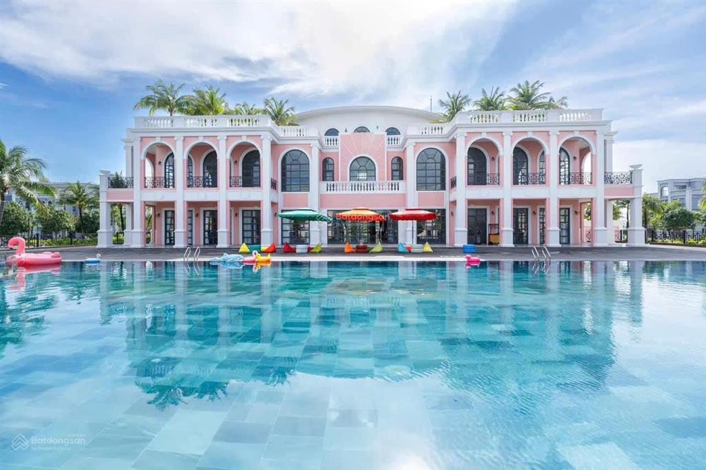 Giá bán lỗ, sở hữu ngay căn biệt thự song lập sonasea paris villas. vị trí đẹp. 1 cặp 305m2
