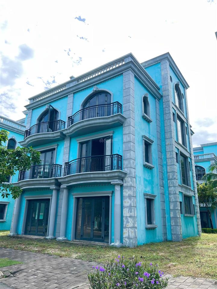 Giá bán lỗ, sở hữu ngay căn biệt thự song lập sonasea paris villas. vị trí đẹp. 1 cặp 305m2