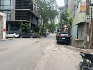 Bán đất khu vĩnh phúc, ba đình, phân lô, mt 7m, có giấy phép xây dựng đầy đủ.