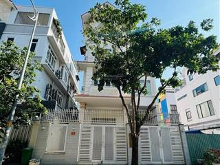 Cần bán "tháo" biệt thự nam long dtsd hơn 400m2, 3 lầu, sổ hồng, ngay vincom q7 có 27 tỷ sổ hồng