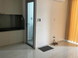 Cho thuê 1pn 1wc có 2 máy lạnh, máy nước nóng, tủ lạnh, máy giặt, bếp, giá 7tr/th
