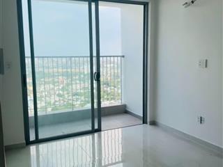 Cần bán 2pn 2wc tầng 19, sẵn sổ hồng, nhà mới 100%, giá 2.55 tỷ bao thuế phí