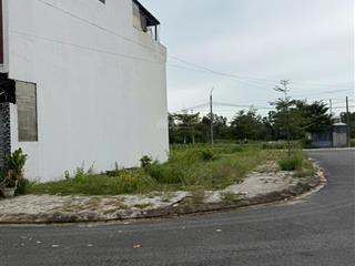 Gánh nặng ngân hàng! bán lô góc view công viên 81,5m2, sát vách fpt, giá 3,050 tỷ