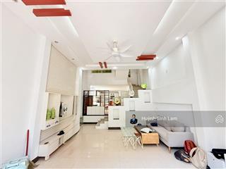 Chính chủ! cần bán nhà 3 tầng  đầu đường lê lâm  đối diện công viên  kẹp cống  cách biển 100m