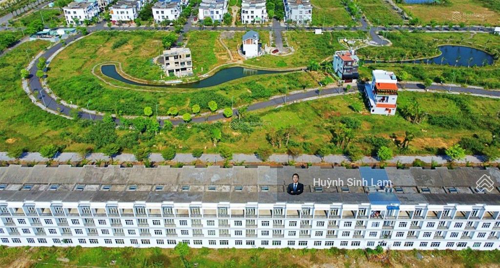 Duy nhất! nhà 3 tầng  kề góc view sông vĩnh viễn  trục lõi eco charm  120m2  giá nhỉnh nhẹ 5 tỷ