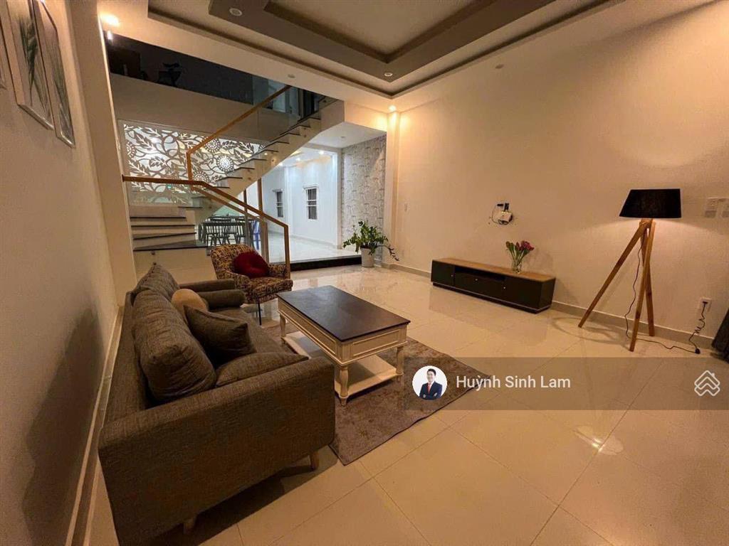 Bán nhà 2 tầng chế lan viên 100m2 2 ô tô tránh cách biển 80mtây sinh sống nhộn nhịpgiá 13 tỷ x